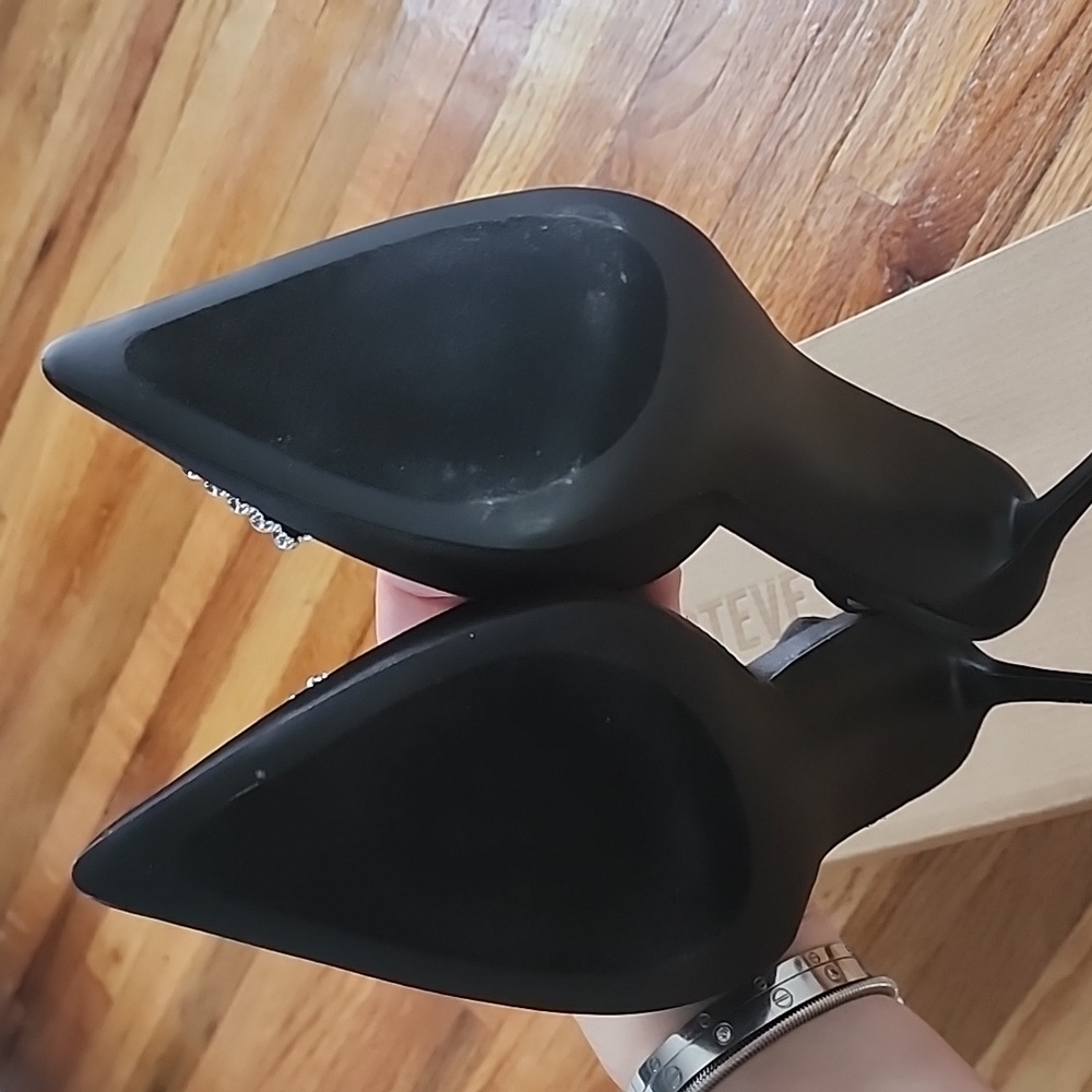 Steve Madden slingback satin heels. - Picture 6 of 6